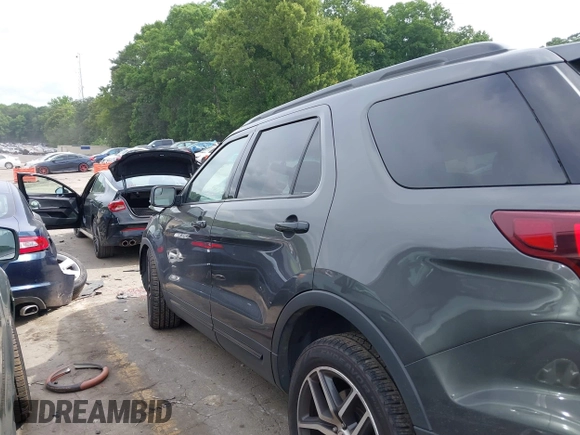 2017 Ford Explorer Sport with VIN 1FM5K8GT9HGD61871, listed as a IAAI auction lot 42276401 with 119,884 mi miles and . Bid and sale history available at DreamBid. Image 14.