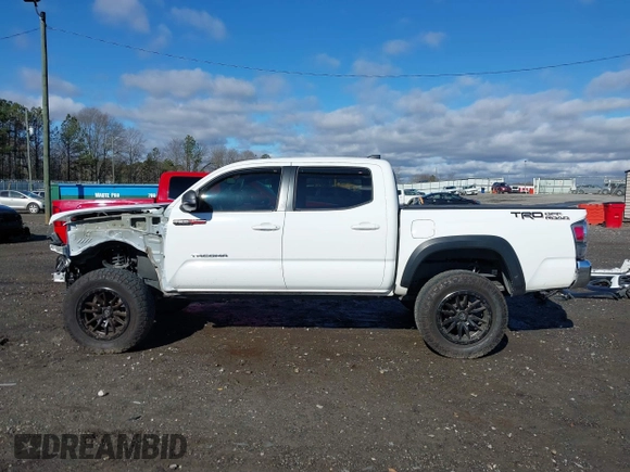 2020 Toyota Tacoma SR5 with VIN 3TMAZ5CN4LM132002, listed as a IAAI auction lot 41224844 with 55,000 mi miles and . Bid and sale history available at DreamBid. Image 15.