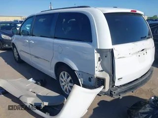 2014 Chrysler Town & Country Touring with VIN 2C4RC1BG4ER156134, listed as a IAAI auction lot 41978659 with 169,670 mi miles. Bid and sale history available at carsss.com. Image 3.