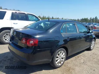 2008 Volkswagen Jetta S с VIN 3VWJZ71K68M104288, выставлен на аукционе IAAI как лот 42091861 с пробегом 205 549 миль миль и . История ставок и продаж доступна на DreamBid. Изображение 4.