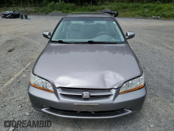 2000 Honda Accord EX with VIN 1HGCG1650YA091067, listed as a Copart auction lot 61095325 with 88,924 mi miles and Clean title. Bid and sale history available at DreamBid. Image 5.