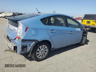 2014 Toyota Prius with VIN JTDKN3DP3E3056040, listed as a Copart auction lot 60704455 with 133,261 mi miles and Salvage title. Bid and sale history available at DreamBid. Image 3.