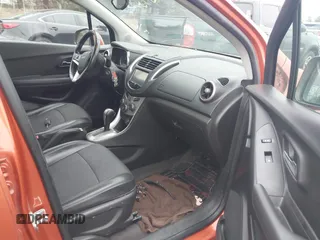 2016 Chevrolet Trax LT z VIN KL7CJLSB2GB659803, wystawiony jako IAAI lot #41576893 z przebiegiem 107 337 mil mil oraz . Historia ofert i sprzedaży dostępna na DreamBid. Obrazek 5.