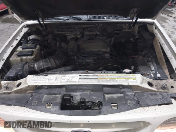 1999 Ford Explorer XLT с VIN 1FMZU32P3XZA27511, выставлен на аукционе IAAI как лот 42238950 с пробегом 227 102 миль миль и . История ставок и продаж доступна на DreamBid. Изображение 10.