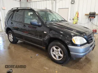 1999 Mercedes-Benz M-Class with VIN 4JGAB54EXXA089660, listed as a Copart auction lot 84007244 with 236,767 mi miles and Non Repairable. Bid and sale history available at carsss.com. Image 4.
