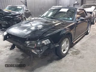 2000 Ford Mustang with VIN 1FAFP4448YF214730, listed as a IAAI auction lot 41467473 with 114,910 mi miles. Bid and sale history available at carsss.com. Image 18.