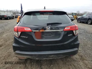 2021 Honda HR-V LX with VIN 3CZRU6H31MM743972, listed as a Copart auction lot 47684755 with 26,440 mi miles and Salvage Title. Bid and sale history available at carsss.com. Image 6.