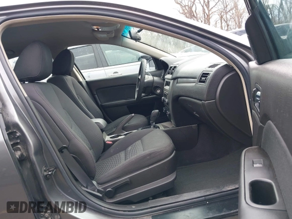 2010 Ford Fusion SE with VIN 3FAHP0HA9AR291424, listed as a IAAI auction lot 41864205 with 131,302 mi miles. Bid and sale history available at carsss.com. Image 5.