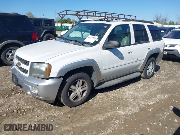 2007 Chevrolet TrailBlazer LT with VIN 1GNES13M872141375, listed as a IAAI auction lot 41774258 with 170,266 mi miles. Bid and sale history available at carsss.com. Image 2.