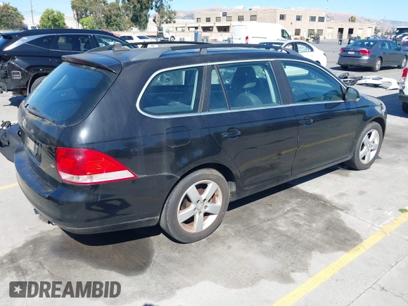2009 Volkswagen Jetta z VIN 3VWTZ71K79M298761, wystawiony jako IAAI lot #42788621 z przebiegiem 157 195 mil mil oraz . Historia ofert i sprzedaży dostępna na DreamBid. Obrazek 4.