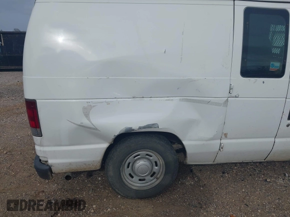 2004 Ford Econoline Cargo with VIN 1FTRE14WX4HA06537, listed as a IAAI auction lot 41745018 with 246,963 mi miles. Bid and sale history available at carsss.com. Image 15.