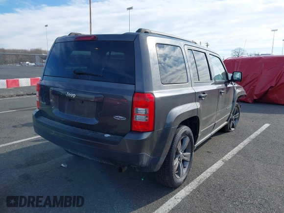 2015 Jeep Patriot Latitude with VIN 1C4NJRFB0FD245169, listed as a IAAI auction lot 41612404 with 68,065 mi miles and . Bid and sale history available at DreamBid. Image 4.