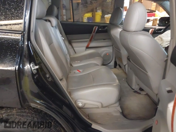 2010 Toyota Highlander Limited with VIN 5TDDK3EH3AS037831, listed as a IAAI auction lot 42114480 with 241,658 mi miles and . Bid and sale history available at DreamBid. Image 8.
