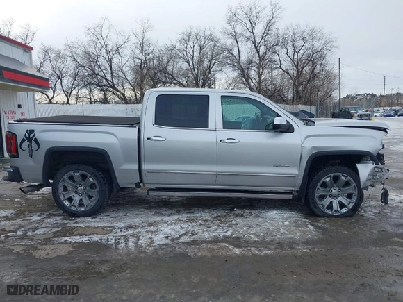 2018 GMC Sierra 1500 Denali with VIN 3GTU2PEJXJG472435, listed as a IAAI auction lot 41376821 with 63,177 mi miles. Bid and sale history available at carsss.com. Image 13.