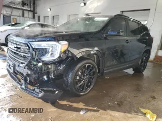 2024 GMC Terrain SLE with VIN 3GKALMEG8RL370089, listed as a Copart auction lot 44820375 with 3,139 mi miles and Salvage Title. Bid and sale history available at carsss.com. Image 1.