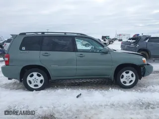 2007 Toyota Highlander w/3rd Row with VIN JTEEP21AX70212026, listed as a IAAI auction lot 41246120 with 196,319 mi miles. Bid and sale history available at carsss.com. Image 13.