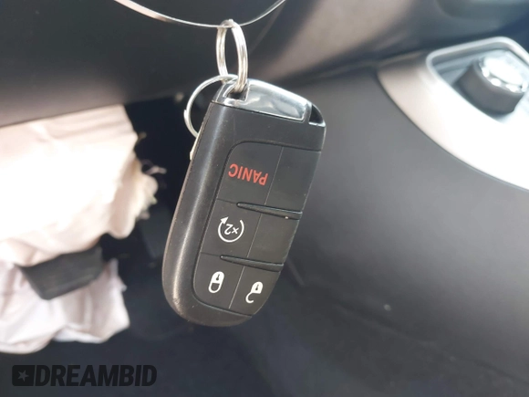 2019 Jeep Compass Latitude z VIN 3C4NJDBB2KT650866, wystawiony jako IAAI lot #42363259 z przebiegiem 43 202 mil mil oraz . Historia ofert i sprzedaży dostępna na DreamBid. Obrazek 11.