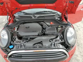 2021 MINI Hardtop 4 Door Oxford Edition z VIN WMWXU7C08M2N49721, wystawiony jako Copart lot #77983324 z przebiegiem 64 096 mil mil oraz Szkoda całkowita • Salvage title. Historia ofert i sprzedaży dostępna na DreamBid. Obrazek 11.
