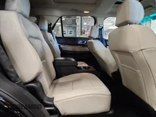 2017 Ford Explorer Platinum с VIN 1FM5K8HT6HGB06710, выставлен на аукционе Copart как лот 59512775 с пробегом 143 459 миль миль и Списание • Salvage title. История ставок и продаж доступна на DreamBid. Изображение 11.