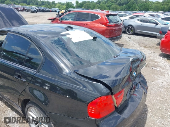 2011 BMW 3 Series 328i xDrive with VIN WBAPK7C52BA973481, listed as a IAAI auction lot 42553920 with 212,432 mi miles and . Bid and sale history available at DreamBid. Image 6.