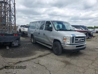 2009 Ford Econoline Passenger XL with VIN 1FBSS31L29DA36439, listed as a Copart auction lot 44384085 with 203,939 mi miles and Salvage title. Bid and sale history available at DreamBid. Image 4.