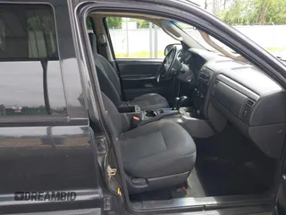 2004 Jeep Grand Cherokee Laredo с VIN 1J8GW48S54C145400, выставлен на аукционе IAAI как лот 42354723 с пробегом 294 189 миль миль и . История ставок и продаж доступна на DreamBid. Изображение 5.