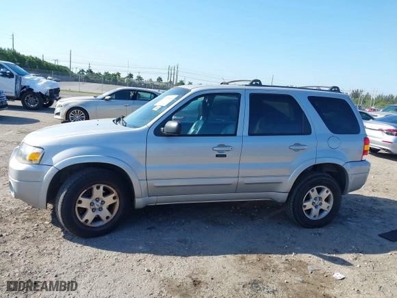 2006 Ford Escape Limited with VIN 1FMCU94156KB98012, listed as a IAAI auction lot 41805404 with 189,197 mi miles. Bid and sale history available at carsss.com. Image 14.