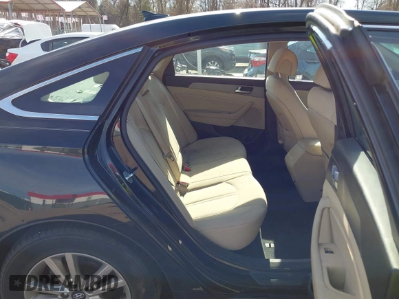 2015 Hyundai Sonata 2.4L SE with VIN 5NPE24AF8FH231881, listed as a IAAI auction lot 41678506 with 74,261 mi miles. Bid and sale history available at carsss.com. Image 8.