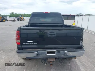 2007 Chevrolet Silverado 1500 LT3 with VIN 2GCEK13Z871177099, listed as a IAAI auction lot 42144567 with 207,622 mi miles and . Bid and sale history available at DreamBid. Image 17.