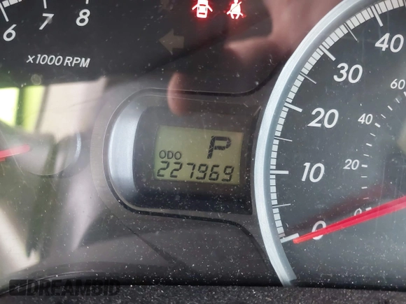 2011 Toyota Sienna with VIN 5TDZK3DC3BS058823, listed as a IAAI auction lot 41654859 with 227,969 mi miles. Bid and sale history available at carsss.com. Image 15.