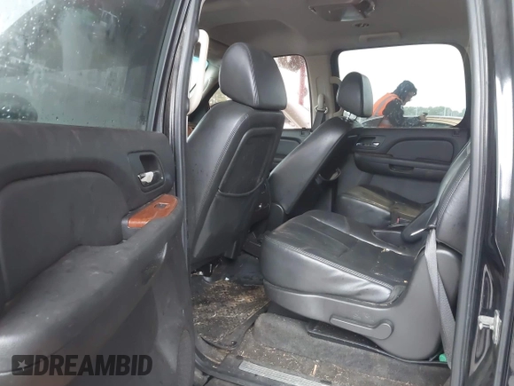 2008 GMC Yukon XL SLT 4SB with VIN 1GKFC160X8R240442, listed as a IAAI auction lot 41674935 with 315,550 mi miles and . Bid and sale history available at carsss.com. Image 8.