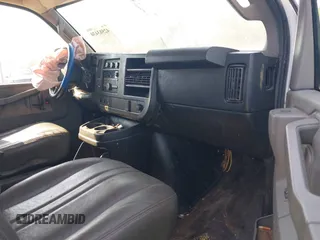 2017 Chevrolet Express Cargo with VIN 1GCWGAFF9H1286007, listed as a IAAI auction lot 42583430 with 257,665 mi miles and . Bid and sale history available at DreamBid. Image 5.