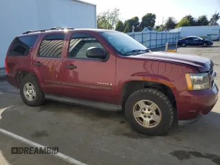 2008 Chevrolet Tahoe LS z VIN 1GNFC13C98R173690, wystawiony jako Copart lot #55685055 z przebiegiem 238 552 mil mil oraz Szkoda całkowita • Salvage title. Historia ofert i sprzedaży dostępna na DreamBid. Obrazek 4.