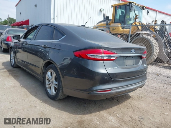 2018 Ford Fusion SE with VIN 3FA6P0HD8JR277127, listed as a IAAI auction lot 42040109 with 118,795 mi miles. Bid and sale history available at carsss.com. Image 3.