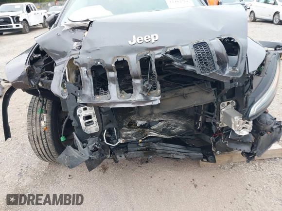 2016 Jeep Cherokee Altitude z VIN 1C4PJMCB6GW367931, wystawiony jako IAAI lot #42482796 z przebiegiem 87 178 mil mil oraz . Historia ofert i sprzedaży dostępna na DreamBid. Obrazek 6.