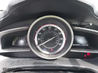 2014 Mazda Mazda3 i Sport with VIN JM1BM1U73E1197354, listed as a IAAI auction lot 41937634 with 140,074 mi miles. Bid and sale history available at carsss.com. Image 7.