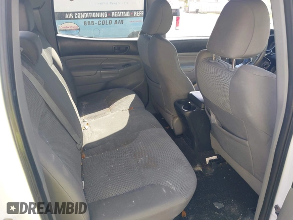 2014 Toyota Tacoma PreRunner with VIN 3TMJU4GN2EM169071, listed as a IAAI auction lot 41543601 with 304,594 mi miles. Bid and sale history available at carsss.com. Image 8.