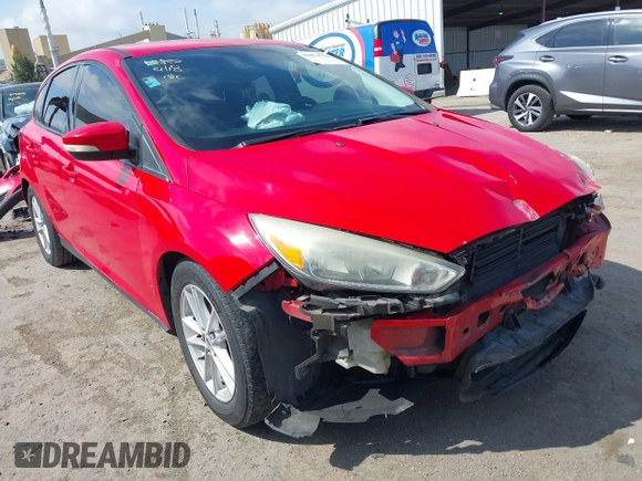 2015 Ford Focus SE with VIN 1FADP3K25FL233415, listed as a IAAI auction lot 42074326 with 213,246 mi miles. Bid and sale history available at carsss.com. Image 1.