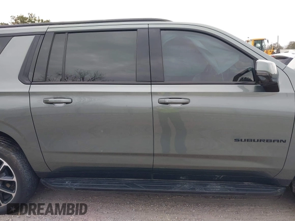 2024 Chevrolet Suburban RST with VIN 1GNSCEKD0RR277471, listed as a IAAI auction lot 41278023 with 2 mi miles and . Bid and sale history available at DreamBid. Image 13.