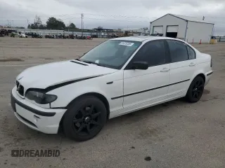 2003 BMW 3 Series 325xi with VIN WBAEU33413PM53580, listed as a Copart auction lot 51225355 with 193,302 mi miles and Salvage Title. Bid and sale history available at carsss.com. Image 1.