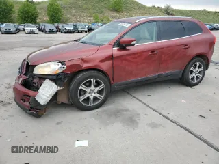 2013 Volvo XC60 T6 z VIN YV4902DZ0D2420411, wystawiony jako Copart lot #59034765 z przebiegiem 175 112 mil mil oraz Szkoda całkowita • Salvage title. Historia ofert i sprzedaży dostępna na DreamBid. Obrazek 1.