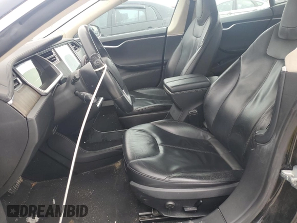 2013 Tesla Model S with VIN 5YJSA1CN8DFP27459, listed as a Copart auction lot 45962835 with Not Provided miles and Salvage Title. Bid and sale history available at DreamBid. Image 7.