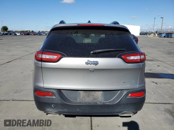 2016 Jeep Cherokee Sport с VIN 1C4PJLAS7GW233894, выставлен на аукционе Copart как лот 78961694 с пробегом 125 590 миль миль и Списание • Salvage title. История ставок и продаж доступна на DreamBid. Изображение 6.