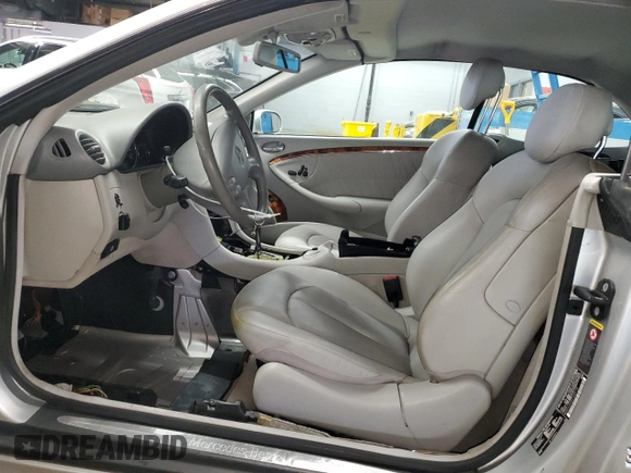 2004 Mercedes-Benz CLK 320 with VIN WDBTK65G54T005178, listed as a Copart auction lot 58312605 with 101,127 mi miles and Salvage title. Bid and sale history available at DreamBid. Image 7.