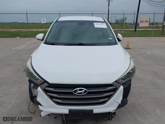2016 Hyundai Tucson SE with VIN KM8J23A41GU232302, listed as a IAAI auction lot 42056851 with 119,159 mi miles. Bid and sale history available at carsss.com. Image 12.