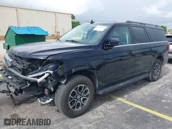 2024 Ford Expedition Max XLT z VIN 1FMJK1J86REA39261, wystawiony jako IAAI lot #42493651 z przebiegiem 47 100 mil mil oraz . Historia ofert i sprzedaży dostępna na DreamBid. Obrazek 2.