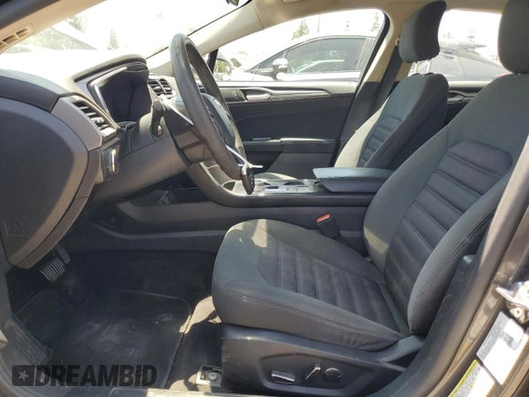2017 Ford Fusion SE with VIN 3FA6P0H77HR247699, listed as a Copart auction lot 63482525 with 129,736 mi miles and Clean title. Bid and sale history available at DreamBid. Image 7.