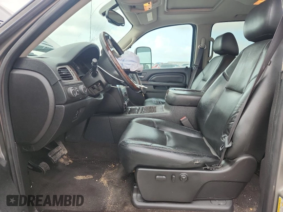 2012 GMC Sierra 2500HD Denali with VIN 1GT125E82CF217819, listed as a Copart auction lot 65481985 with 158,138 mi miles and Non repairable. Bid and sale history available at DreamBid. Image 7.