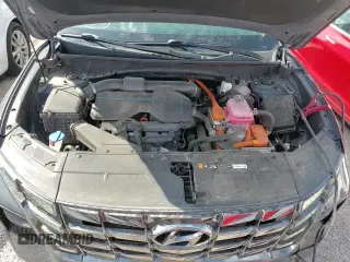 2024 Hyundai Tucson N Line z VIN KM8JFCD15RU158018, wystawiony jako Copart lot #85917545 z przebiegiem 32 017 mil mil oraz Szkoda całkowita • Salvage title. Historia ofert i sprzedaży dostępna na DreamBid. Obrazek 17.