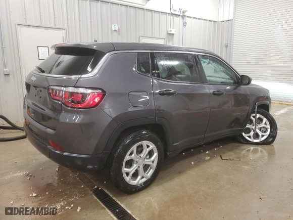 2024 Jeep Compass Sport with VIN 3C4NJDAN0RT170296, listed as a Copart auction lot 84898754 with 8,933 mi miles and Salvage Title. Bid and sale history available at carsss.com. Image 3.